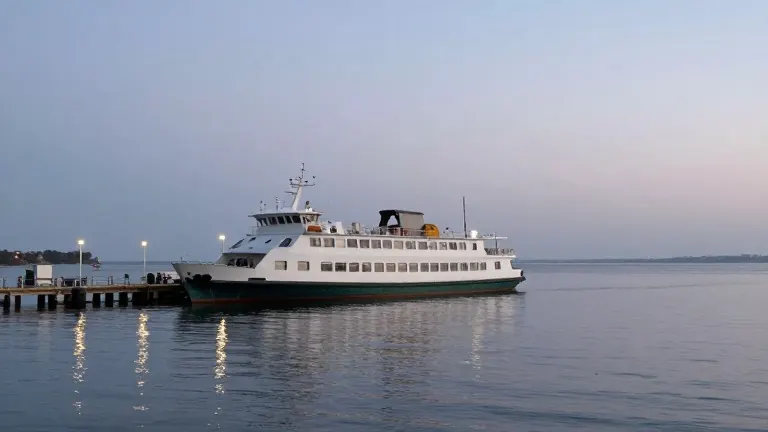 Illustration for: Ferry service drops to two runs after bridge inspection finds issues